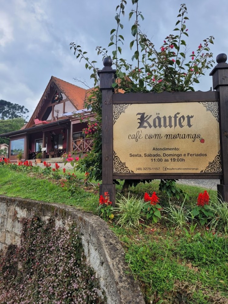 Käufer Cafe com Morango